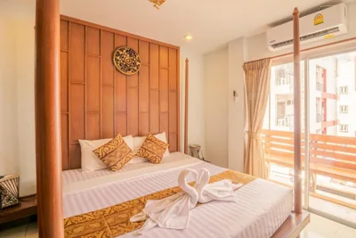 Lotus Hotel Patong – Foto’s 7