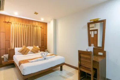 Standaard tweepersoonskamer — Lotus Hotel Patong